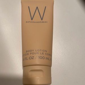 *NEW* Banana Republic W Perfume